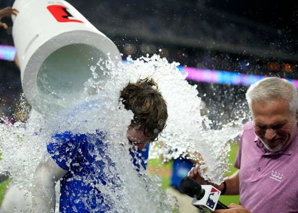 July 17, 2026: Kansas City Royals catcher Carter Jensen (22) gets an ice water bath after the game winning hit in the 10th inning against the Padres at Kauffman Stadium Kansas City, Missouri. CSM. Kansas City United States - ZUMAc04_ 20260717_zma_c04_180 Copyright: xJonxRobichaudx