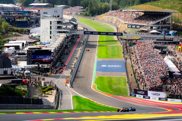 F1 Belgian Grand Prix - Spa LEWIS HAMILTON (GBR) of Scuderia Ferrari HP and ALEXANDER ALBON (THA) of Atlassian Williams F1 Team in the raidillon on Friday during the 2026 Formula 1 Moët & Chandon Belgian Grand Prix at the Circuit de Spa-Francorchamps on July 17, 2026. Photo by Antoine LAPEYRE Reveries Agency via ABACAPRESS.COM Spa-Francorchamps Belgium  Copyright: xAntoinexLapeyre ReveriesxAgency ABACAx