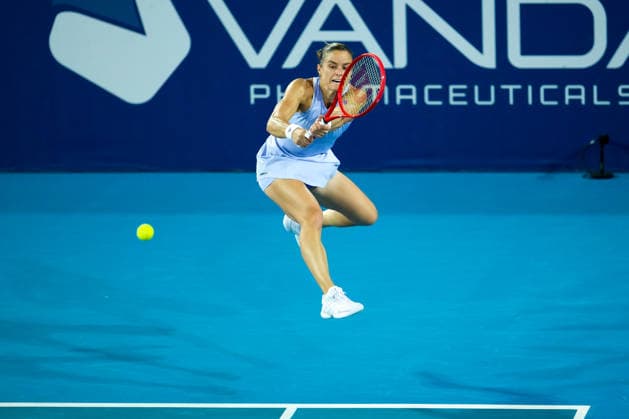 Vanda Pharmaceuticals Athens Open - Day 5 Fourth seed Maria Sakkari of Greece is in action during her quarterfinal match against Alycia Parks of the United States at the 2026 Vanda Pharmaceuticals Athens Open Women s tennis tournament at the Athens Olympic Tennis Centre in Athens, Greece. Athens Athens Greece  Copyright: xOwenxHammondx originalFilename:hammond-2026vand260717_npIqH.jpg