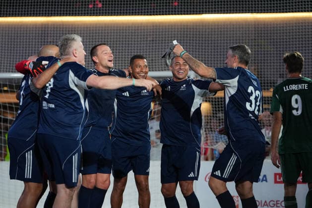 (260718) -- NEW YORK, July 18, 2026 -- Former football player of Italy Christian Vieri (2nd R), former football player of France David Trezeguet (3rd R), former football player of England John Terry (3rd L) and former football player of Croatia Davor Suker (2nd L) celebrate after winning a FIFA Legends Cup match held ahead of the final match between Argentina and Spain at the 2026 FIFA World Cup, WM, Weltmeisterschaft, Fussball at Rockefeller Center in New York, the United States, July 17, 2026. ) (SP)U.S.-NEW YORK-FOOTBALL-FIFA WORLD CUP-LEGENDS CUP HuangxZongzhi 