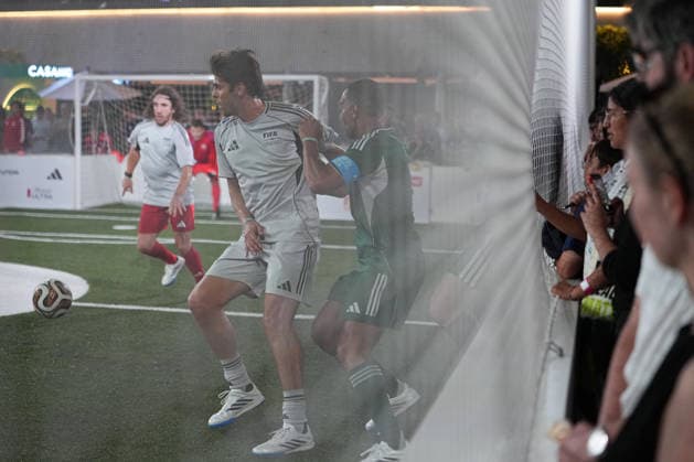 (260718) -- NEW YORK, July 18, 2026 -- Former football player of Brazil Kaka (2nd L) competes during a FIFA Legends Cup match held ahead of the final match between Argentina and Spain at the 2026 FIFA World Cup, WM, Weltmeisterschaft, Fussball at Rockefeller Center in New York, the United States, July 17, 2026. ) (SP)U.S.-NEW YORK-FOOTBALL-FIFA WORLD CUP-LEGENDS CUP HuangxZongzhi 