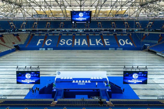 18.07.2026, Mitgliederversammlung 2026 des FC Schalke 04 in der Veltins Arena. Blick in die Veltins Arena und das aufgebaute Podium. Gelsenkirchen Veltins Arena NRW Deutschland xRHR-FOTO DEx *** July 18, 2026, FC Schalke 04 s 2026 General Meeting at the Veltins Arena; a view of the Veltins Arena and the stage that has been set up; Gelsenkirchen, Veltins Arena, North Rhine-Westphalia, Germany xRHR PHOTO DEx Copyright: DennisxEwert RHR-FOTOx RHR-FOTO DE