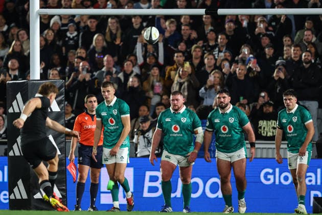 2026 Nations Championship Southern Hemisphere Series, Eden Park, Auckland, New Zealand 18 7 2026 New Zealand All Blacks vs Ireland Ireland s Sam Prendergast, Tadhg Furlong, Tom O Toole and Jimmy O Brien watch on as New Zealand s Ruben Love kicks Sam Prendergast, Tadhg Furlong, Tom O Toole and Jimmy O Brien watch on as Ruben Love kicks 18 7 2026  Copyright: xx BB3_0195
