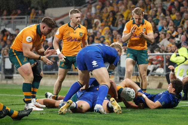 RUGBY AUSTRALIA ITALY, Josh Canham of the Wallabies scores a try during the Nations Championship Round 3 match between the Australian Wallabies and the Italian Azzurri at HBF Park in Perth, Saturday, July 18, 2026. ( NO ARCHIVING, EDITORIAL USE ONLY PERTH WESTERN AUSTRALIA AUSTRALIA  Copyright: xRICHARDxWAINWRIGHTx 20260718128247880386