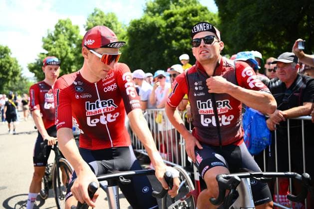 Tour de France 2026 Stage 14 LE MARKSTEIN, FRANCE - JULY 18 : Veistroffer Baptiste (FRA) of Lotto Intermarche before the start of the race during stage 14 of the 113rd edition of Tour de France an UCI World Tour 2.UWT cycling road race stage for Men Elite of 155 km with start in Mulhouse and finish in Le Markstein on July 18, 2026 in Le Markstein, France, 18 07 2026 ( Motordriver Kurt Vandenborre - Le Markstein France  Copyright: xGvgx