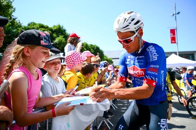 Tour de France 2026 Stage 14 LE MARKSTEIN, FRANCE - JULY 18 : Dillier Silvan (SUI) of Alpecin Premier Tech before the start of the race during stage 14 of the 113rd edition of Tour de France an UCI World Tour 2.UWT cycling road race stage for Men Elite of 155 km with start in Mulhouse and finish in Le Markstein on July 18, 2026 in Le Markstein, France, 18 07 2026 ( Motordriver Kurt Vandenborre - Le Markstein France  Copyright: xGvgx