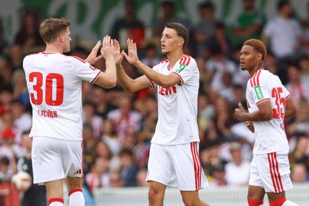 Malek El Mala (1. FC Köln) Torjubel,jubelt mit seiner Mannschaft nach dem Treffer zum 3:0 waehrend des Testspiels zwischen 1.FC Köln und FC Rheinsüd Köln, Suedstadion am 18. July 2026 in Köln, Deutschland. (Foto von Oliver Kaelke DeFodi Images) +++ Malek El Mala (1. FC Köln) celebrates after scoring his team s third goal with teammates during the friendly match between 1.FC Köln and FC Rheindsüd Köln at Suedstadion on July 18, 2026 in Cologne, Germany. (Photo by Oliver Kaelke DeFodi Images) (Photo by Oliver Kaelke DeFodi Images) - *** Malek El Mala of 1. FC Köln celebrates with his teammates after scoring his team’s third goal during the friendly match between 1. FC Köln and FC Rheinsüd Köln, Suedstadion on July 18, 2026, in Cologne, Germany. Photo by Oliver Kaelke, DeFodi Images. Malek El Mala of 1 FC Köln celebrates with his teammates after scoring his team’s third goal during the friendly match between 1 FC Köln and FC Rheinsüd Köln at Suedstadion on July 18, 2026 in Cologne, Germany. Photo by Oliver Kaelke, DeFodi Images. Photo by Oliver Kaelke, DeFodi Images.
