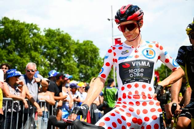 Tour de France 2026 Stage 14 LE MARKSTEIN, FRANCE - JULY 18 : Vingegaard Jonas (DEN) of Team Visma Lease a Bike before the start of the race during stage 14 of the 113rd edition of Tour de France an UCI World Tour 2.UWT cycling road race stage for Men Elite of 155 km with start in Mulhouse and finish in Le Markstein on July 18, 2026 in Le Markstein, France, 18 07 2026 ( Motordriver Kurt Vandenborre - Le Markstein France  Copyright: xGvgx