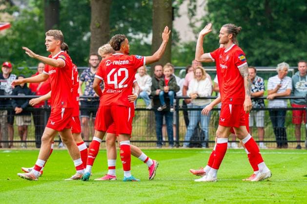 DELDEN , 18-07-2026 , Sportpark de Scheetheuvel , season 2026 2027 , Dutch Pre-season football , match between FC Twente and KAA Gent, picture shows goal celebration by FC Twente player Wout Weghorst Twente - Gent (friendly)  x205085698x Copyright: