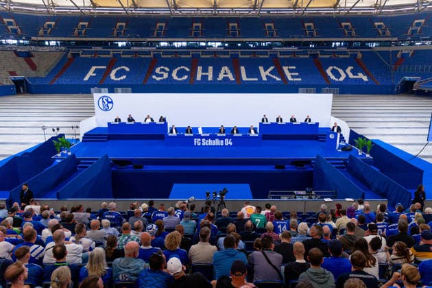 18.07.2026, Mitgliederversammlung 2026 des FC Schalke 04 in der Veltins Arena. Blick auf die Bühne und den Aufsichtsrat. Gelsenkirchen Veltins Arena NRW Deutschland xRHR-FOTO DEx *** July 18, 2026, FC Schalke 04 s 2026 General Meeting at the Veltins Arena; view of the stage and the supervisory board; Gelsenkirchen, Veltins Arena, North Rhine-Westphalia, Germany xRHR PHOTO DEx Copyright: DennisxEwert RHR-FOTOx RHR-FOTO DE