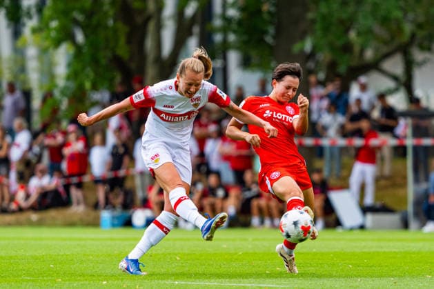 Testspiel: VfB Stuttgart vs. 1. FSV Mainz 05; 18.07.2026 Stuttgart, GERMANY - 18. July 2027: Maximiliane Rall (VfB Stuttgart, 8) während dem Testspiel zwischen dem VfB Stuttgart und dem 1. FSV Mainz 05 auf dem Sportgelände des Clubzentrum des VfB Stuttgart. *** Friendly Match: VfB Stuttgart vs. 1. FSV Mainz 05, July 18, 2026, Stuttgart, GERMANY July 18, 2027 Maximiliane Rall VfB Stuttgart, 8 during the friendly match between VfB Stuttgart and 1 FSV Mainz 05 at the sports complex of the VfB Stuttgart Club Center Copyright: xBEAUTIFULxSPORTS Steinx