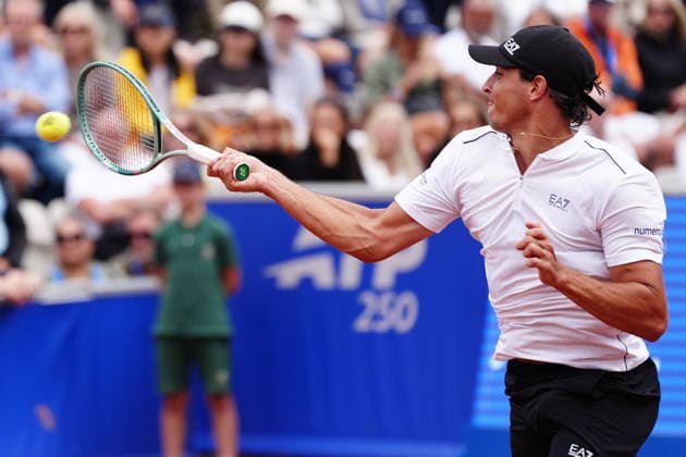 BASTAD, SWEDEN 20260718 Luciano Darderi during the men s semi-final at the Nordea Open tennis match in Bastad. BASTAD SWEDEN x9200x *** BASTAD, SWEDEN July 18, 2026 Luciano Darderi during the men s semifinal at the Nordea Open tennis tournament in Bastad BASTAD SWEDEN x9200x  Copyright: xBjörnxLarssonxRosvall TTx NORDEA OPEN TENNIS IN BASTAD