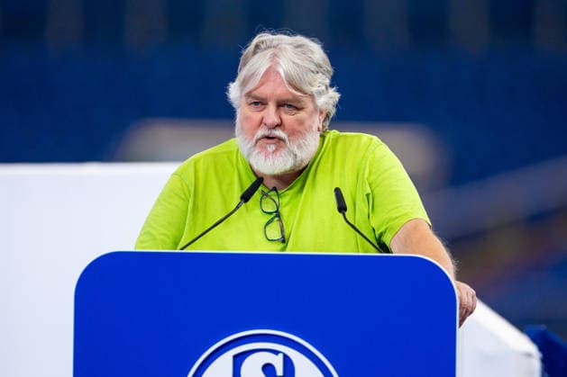 18.07.2026, Mitgliederversammlung 2026 des FC Schalke 04 in der Veltins Arena. Mitglieder haben die Möglichkeit einer Wortmeldung. Gelsenkirchen Veltins Arena NRW Deutschland xRHR-FOTO DEx *** July 18, 2026, FC Schalke 04 s 2026 General Meeting at the Veltins Arena. Members have the opportunity to speak. Gelsenkirchen, Veltins Arena, North Rhine-Westphalia, Germany, xRHR. PHOTO: DEx Copyright: DennisxEwert RHR-FOTOx RHR-FOTO DE