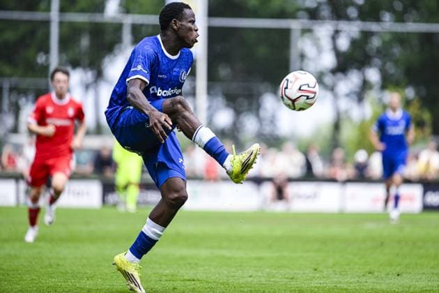 Gent s Hyllarion Goore pictured in action during a friendly game between KAA Gent and Dutch FC Twente, at the summer training camp of Belgian first division soccer team KAA Gent in De Lutte, Losser, the Netherlands on Saturday 18 July 2026, to prepare for the upcoming 2026-2027 season. TOM GOYVAERTS TomxGoyvaerts  x181411399x
