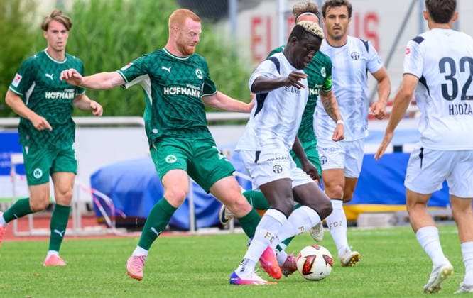 18.07.2026 - Fussball - Saison 2026 2027 - Testspiel Freundschaftsspiel Vorbereitungsspiel - SpVgg Greuther Fürth ( Kleeblatt ) - FC Zürich - Sportfoto Zink - xwoxzix - regulations prohibit any use of photographs as image sequences and or quasi-video - only for editorial use - Paul Will (13, SpVgg Greuther Fürth ) Philippe Paulin Keny (19, FC Zürich ) *** July 18, 2026 Soccer Season 2026–2027 Exhibition Match Friendly Match Preseason Match SpVgg Greuther Fürth Kleeblatt FC Zurich Sports Photo Zink xwoxzix Regulations prohibit any use of photographs as image sequences and or quasi-video; for editorial use only. Paul Will 13, SpVgg Greuther Fürth Philippe Paulin Keny 19, FC Zurich