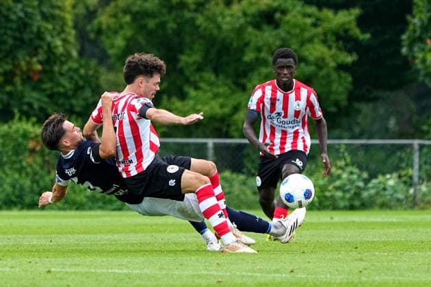Friendly: Sparta Rotterdam v SV Meppen Delden - Mitchell van Bergen of Sparta Rotterdam, Ayoni Santos of Sparta Rotterdam during a friendly in preparation of the 2026 2027 season. The match is set between Sparta Rotterdam and SV Meppen at Aparthotel Delden on 18 July 2026 in Delden, The Netherlands. (Hero Images Carlo Bruil) Copyright: xCarloxBruilx