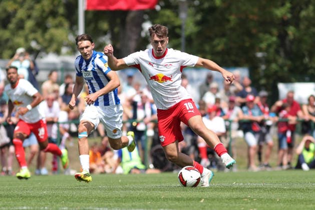 Testspiel: RB Leipzig - VSG Altglienicke, 18.07.26 Brajan Gruda (10, RB Leipzig). Fußball, Saison-Vorbereitung 2026 2027, Testspiel: RB Leipzig (1. Bundesliga) vs. VSG Altglienicke Berlin (Regionalliga Nordost) am 18.07.26 im Stadion am Bad, Markranstädt. *** Friendly Match: RB Leipzig vs. VSG Altglienicke, July 18, 2026, Brajan Gruda 10, RB Leipzig Soccer, 2026–2027 Preseason, Friendly Match: RB Leipzig (1. Bundesliga) vs. VSG Altglienicke (Berlin Regionalliga Nordost) on July 18, 2026, at Stadion am Bad, Markranstädt Copyright: xBEAUTIFULxSPORTS JanxKaeferx