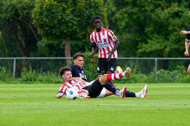 Friendly: Sparta Rotterdam v SV Meppen Delden - Mitchell van Bergen of Sparta Rotterdam, Ayoni Santos of Sparta Rotterdam during a friendly in preparation of the 2026 2027 season. The match is set between Sparta Rotterdam and SV Meppen at Aparthotel Delden on 18 July 2026 in Delden, The Netherlands. (Hero Images Carlo Bruil) Copyright: xCarloxBruilx