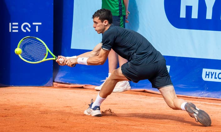 July 18, 2026, Gstaad, Bern, Switzerland: Gstaad Switzerland, 07 18 2026: JUAN MANUEL CERUNDOLO of Argentina is in action during semi-finals of EFG Swiss Open Gstaad ATP, Tennis Herren 250,Tennis Herren 250, which is known as the Swiss Gstaad Open and took place at Roy Emerson Arena in Gstaad, which is located in the famous ski resort of Gstaad and which is located in the Bernese Oberland..RAPHAEL COLLIGNON won 1-7; 7-6; 7-5. Tennis 2026: Swiss Open  - ZUMAd206 20260718_zip_d206_006 Copyright: xEricxDubostx
