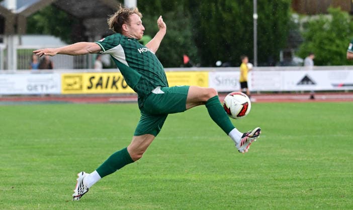 18.07.2026 - Fussball - Saison 2026 2027 - Testspiel Freundschaftsspiel Vorbereitungsspiel - SpVgg Greuther Fürth ( Kleeblatt ) - FC Zürich - Sportfoto Zink - xwoxzix - regulations prohibit any use of photographs as image sequences and or quasi-video - only for editorial use - Jannik Dehm ( 23, SpVgg Greuther Fürth ) *** July 18, 2026 Soccer Season 2026–2027 Exhibition Match Friendly Match Preseason Match SpVgg Greuther Fürth Kleeblatt FC Zurich Sports Photo Zink xwoxzix Regulations prohibit any use of photographs as image sequences and or quasi-video; for editorial use only. Jannik Dehm 23, SpVgg Greuther Fürth