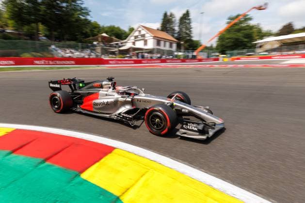 Nico Huelkenberg (Audi Revolut F1 Team, 27) mit seinem Auto in der Kurve La Source, Grosser Preis von Belgien, Motorsport, Formel 1, Saison 2026, 18.07.2026 Grosser Preis von Belgien, Motorsport, Formel 1, Saison 2026, 18.07.2026 Spa Franchorchamps *** Nico Hülkenberg of the Audi Revolut F1 Team, No. 27, in his car at the La Source corner, Belgian Grand Prix, Motorsports, Formula 1, 2026 season, July 18, 2026 Belgian Grand Prix, Motorsports, Formula 1, 2026 Season, July 18, 2026 Spa-Francorchamps Copyright: xEibner-Pressefoto AlexanderxNeisx EP_ANS