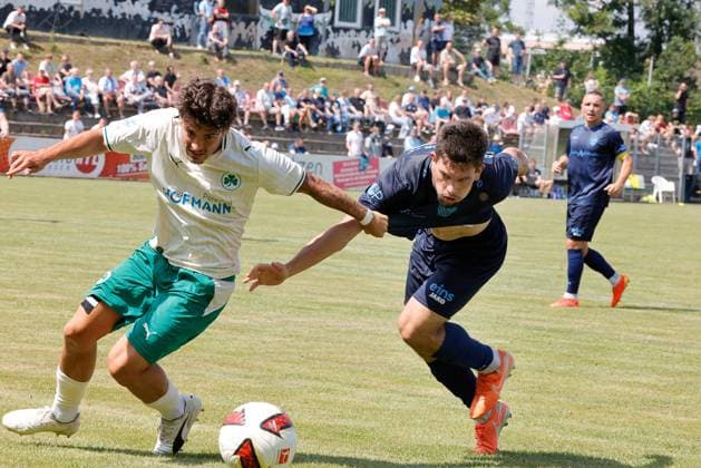 CFC vs Greuther Fürth U23 18.07.2026 Chemnitz, Stadion an der Irkutsker Straße, Fussball, Regionalliga Nordost, , Testspiel , CFC, CFC vs Greuther Fürth U23 vlnr: Alexander Leuthard und Roman Eppendorfer Chemnitz Sachsen BRD *** CFC vs. Greuther Fürth U23, July 18, 2026, Chemnitz, Stadion an der Irkutsker Straße, Sports, Soccer, Regionalliga Nordost, , Friendly Match, CFC, CFC vs. Greuther Fürth U23 (from left to right): Alexander Leuthard and Roman Eppendorfer, Chemnitz, Saxony, Germany