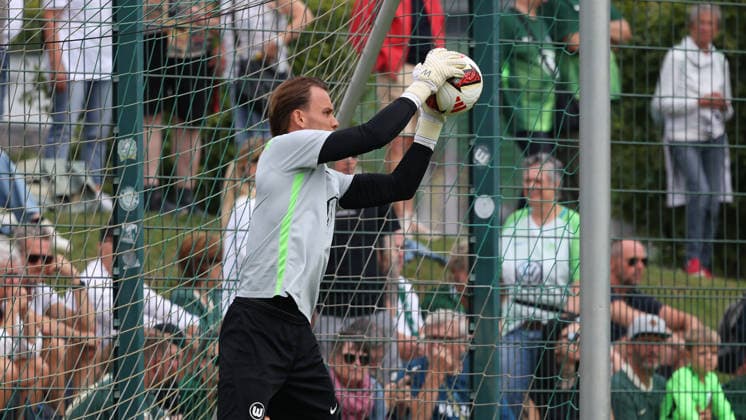 VfL vs Verl, Testspiel Wolfsburg, 18.07.2026, Fußball, Herren, Saison 2026 2027, 2. BL, VfL Wolfsburg vs SC Verl, Testspiel, Torwart Timon Wellenreuther (VfL Wolfsburg) Niedersachsen Deutschland *** VfL vs. Verl, Friendly Match, Wolfsburg, July 18, 2026, Soccer, Men s, 2026–2027 Season, 2. Bundesliga, VfL Wolfsburg vs. SC Verl, Friendly Match, Goalkeeper Timon Wellenreuther, VfL Wolfsburg, Lower Saxony, Germany