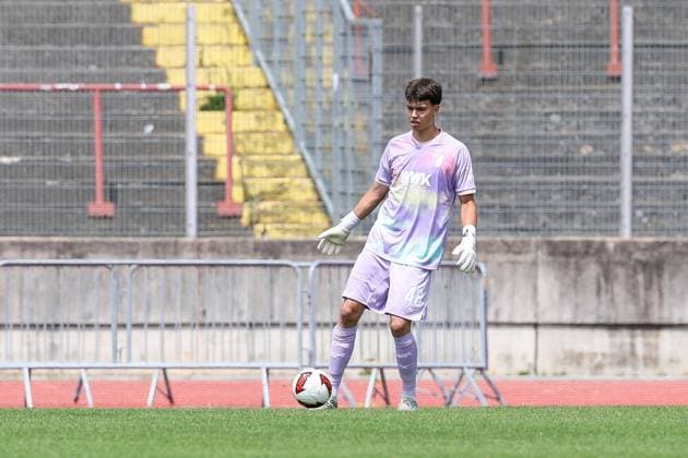 Tom Wisbereit 48 (FC Augsburg), FC Augsburg vs. BFV-Schwaben-Auswahl, Fussball, 1. Bundesliga, Testspiel, Saison 2026 27, 18.07.2026 Augsburg Bayern Deutschland *** Tom Wisbereit, 48, FC Augsburg; FC Augsburg vs. BFV Schwaben Select, Soccer, Bundesliga 1, Friendly Match, 2026–27 Season, July 18, 2026, Augsburg, Bavaria, Germany Copyright: xkolbert-press ChristianxKolbertx