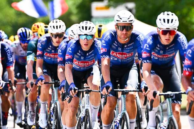 Tour de France 2026 Stage 14 LE MARKSTEIN, FRANCE - JULY 18 : Philipsen Jasper (BEL) of Alpecin Premier Tech in action during stage 14 of the 113rd edition of Tour de France an UCI World Tour 2.UWT cycling road race stage for Men Elite of 155 km with start in Mulhouse and finish in Le Markstein on July 18, 2026 in Le Markstein, France, 18 07 2026 ( Motordriver Kurt Vandenborre - Le Markstein France  Copyright: xGvgx