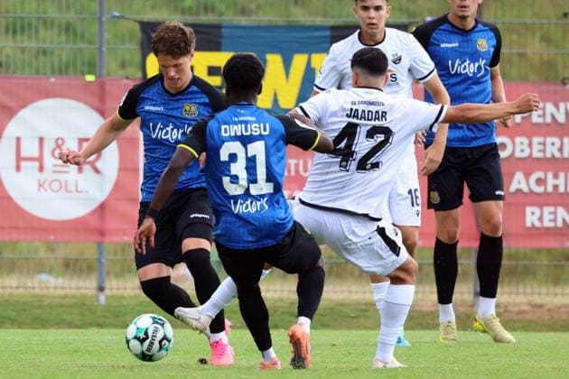 18.07.2026, xrekx, Fussball Testspiel, SV Sandhausen - 1. FC Saarbruecken v.l. Daniel Gleiber (1. FC Saarbruecken) Imad Jaadar (SV Sandhausen) (DFL DFB REGULATIONS PROHIBIT ANY USE OF PHOTOGRAPHS as IMAGE SEQUENCES and or QUASI-VIDEO) Lautenbach *** July 18, 2026, xrekx, Soccer Friendly Match, SV Sandhausen 1 FC Saarbrücken v l Daniel Gleiber 1 FC Saarbrücken Imad Jaadar SV Sandhausen DFL DFB REGULATIONS PROHIBIT ANY USE OF PHOTOGRAPHS AS IMAGE SEQUENCES AND OR QUASI-VIDEO Lautenbach