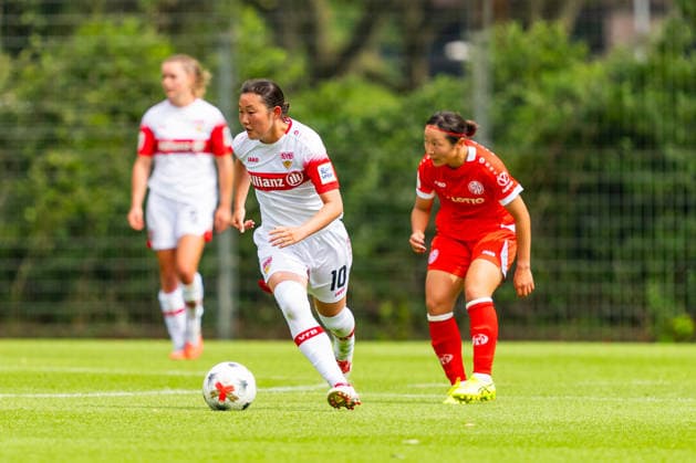 Testspiel: VfB Stuttgart vs. 1. FSV Mainz 05; 18.07.2026 Stuttgart, GERMANY - 18. July 2027: Haruka Osawa (VfB Stuttgart, 10) während dem Testspiel zwischen dem VfB Stuttgart und dem 1. FSV Mainz 05 auf dem Sportgelände des Clubzentrum des VfB Stuttgart. *** Friendly Match: VfB Stuttgart vs. 1. FSV Mainz 05, July 18, 2026, Stuttgart, GERMANY July 18, 2027 Haruka Osawa VfB Stuttgart, No. 10, during the friendly match between VfB Stuttgart and 1 FSV Mainz 05 at the sports complex of the VfB Stuttgart Club Center Copyright: xBEAUTIFULxSPORTS Steinx