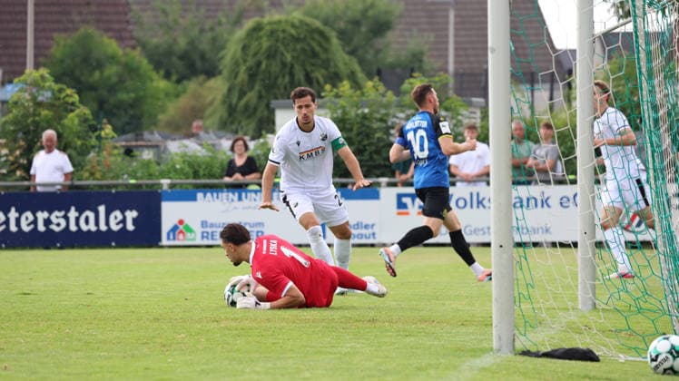 18.07.2026, xrekx, Fussball Testspiel, SV Sandhausen - 1. FC Saarbruecken v.l. Arthur Lyska (SV Sandhausen) Lukas Mazagg (SV Sandhausen) Christian Kuehlwetter (1. FC Saarbruecken) (DFL DFB REGULATIONS PROHIBIT ANY USE OF PHOTOGRAPHS as IMAGE SEQUENCES and or QUASI-VIDEO) Lautenbach *** July 18, 2026, xrekx, Soccer Friendly Match, SV Sandhausen 1 FC Saarbrücken v l Arthur Lyska SV Sandhausen Lukas Mazagg SV Sandhausen Christian Kuehlwetter 1 FC Saarbrücken DFL DFB REGULATIONS PROHIBIT ANY USE OF PHOTOGRAPHS as IMAGE SEQUENCES and or QUASI-VIDEO Lautenbach