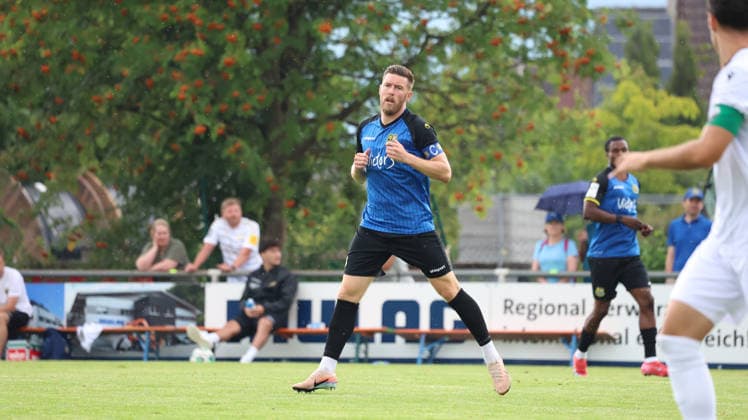 18.07.2026, xrekx, Fussball Testspiel, SV Sandhausen - 1. FC Saarbruecken v.l. Christian Kuehlwetter (1. FC Saarbruecken) (DFL DFB REGULATIONS PROHIBIT ANY USE OF PHOTOGRAPHS as IMAGE SEQUENCES and or QUASI-VIDEO) Lautenbach *** July 18, 2026, xrekx, soccer exhibition match, SV Sandhausen vs. 1. FC Saarbrücken, photo by Christian Kuehlwetter, 1. FC Saarbrücken. DFL and DFB regulations prohibit any use of photographs as image sequences and or quasi-video. Lautenbach