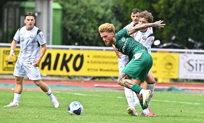 18.07.2026 - Fussball - Saison 2026 2027 - Testspiel Freundschaftsspiel Vorbereitungsspiel - SpVgg Greuther Fürth ( Kleeblatt ) - FC Zürich - Sportfoto Zink MeZi - xmexzix - regulations prohibit any use of photographs as image sequences and or quasi-video - only for editorial use - Ole Pohlmann (10, SpVgg Greuther Fürth ) *** July 18, 2026 Soccer Season 2026–2027 Exhibition Match Friendly Match Preseason Match SpVgg Greuther Fürth Kleeblatt FC Zurich Sports Photo Zink MeZi xmexzix Regulations prohibit any use of photographs as image sequences and or quasi-video; for editorial use only. Ole Pohlmann 10, SpVgg Greuther Fürth