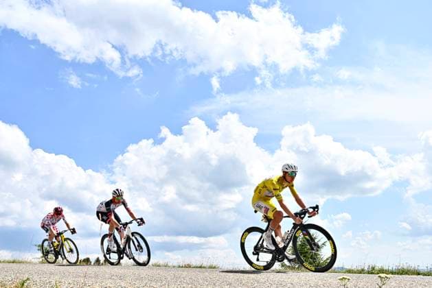 Tour de France 2026 Stage 14 LE MARKSTEIN, FRANCE - JULY 18 : Vingegaard Jonas (DEN) of Team Visma Lease a Bike, Wellens Tim (BEL) of UAE Team Emirates XRG, Pogacar Tadej (SLO) of UAE Team Emirates XRG in action during stage 14 of the 113rd edition of Tour de France an UCI World Tour 2.UWT cycling road race stage for Men Elite of 155 km with start in Mulhouse and finish in Le Markstein on July 18, 2026 in Le Markstein, France, 18 07 2026 ( Motordriver Kurt Vandenborre - Le Markstein France  Copyright: xPeterxDexVoechtx