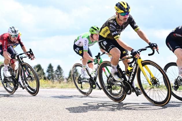 Tour de France 2026 Stage 14 LE MARKSTEIN, FRANCE - JULY 18 : Campenaerts Victor (BEL) of Team Visma Lease a Bike in action during stage 14 of the 113rd edition of Tour de France an UCI World Tour 2.UWT cycling road race stage for Men Elite of 155 km with start in Mulhouse and finish in Le Markstein on July 18, 2026 in Le Markstein, France, 18 07 2026 ( Motordriver Kurt Vandenborre - Le Markstein France  Copyright: xPeterxDexVoechtx