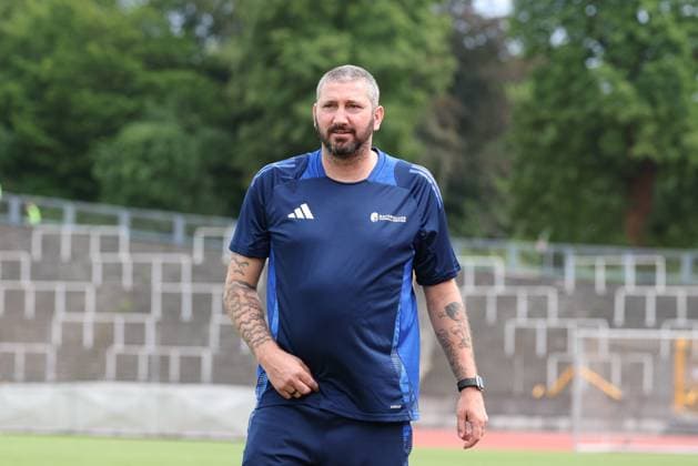 Trainer Sascha Moelders (BFV-Schwaben-Auswahl), FC Augsburg vs. BFV-Schwaben-Auswahl, Fussball, 1. Bundesliga, Testspiel, Saison 2026 27, 18.07.2026 Augsburg Bayern Deutschland *** Coach Sascha Moelders, BFV Schwaben Select Team, FC Augsburg vs. BFV Schwaben Select Team, Soccer, Bundesliga 1, Friendly Match, 2026–27 Season, July 18, 2026, Augsburg, Bavaria, Germany Copyright: xkolbert-press ChristianxKolbertx