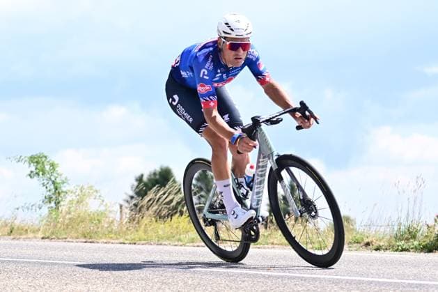 Tour de France 2026 Stage 14 LE MARKSTEIN, FRANCE - JULY 18 : Dillier Silvan (SUI) of Alpecin Premier Tech in action during stage 14 of the 113rd edition of Tour de France an UCI World Tour 2.UWT cycling road race stage for Men Elite of 155 km with start in Mulhouse and finish in Le Markstein on July 18, 2026 in Le Markstein, France, 18 07 2026 ( Motordriver Kurt Vandenborre - Le Markstein France  Copyright: xPeterxDexVoechtx