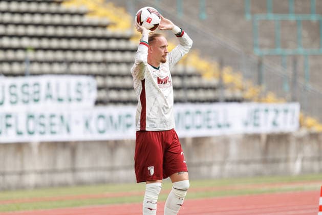 Marius Wolf (27, FC Augsburg) beim Spiel zwischen FC Augsburg v BFV-Schwaben-Auswahl, Fussball, Herren, Bundesliga, 2026 2027, Testspiel am 18.07.2026 in Augsburg, Rosenaustadion. Bayern Deutschland *** Marius Wolf, 27, FC Augsburg, during the match between FC Augsburg and the BFV Schwaben All-Star Team, soccer, men s, Bundesliga, 2026–2027, friendly match on July 18, 2026, in Augsburg, Rosenaustadion, Bavaria, Germany