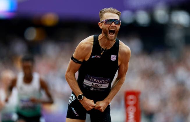 Josh Kerr of Great Britain wins the Mens 1 mile to set a new World record with a time of 3:42.66. The London Athletics Meet, Wanda Diamond League, London Stadium, London, UK - 18 Jul 2026London London Stadium United Kingdom  Copyright: xJamesxMarsh Shutterstockx 16996766ca