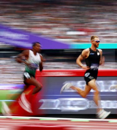 Josh Kerr of Great Britain on his way to winning the Mens 1 mile to set a new World record with a time of 3:42.66. The London Athletics Meet, Wanda Diamond League, London Stadium, London, UK - 18 Jul 2026London London Stadium United Kingdom  Copyright: xJamesxMarsh Shutterstockx 16996766ce