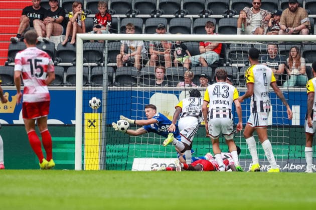 SOCCER - LASK vs Duesseldorf, test match LINZ,AUSTRIA,18.JUL.26 - SOCCER - ADMIRAL Bundesliga, 3. Liga, Linzer ASK vs Fortuna Duesseldorf, test match. Image shows Lukas Jungwirth (LASK).  GEPAxpictures xManuelxBinder