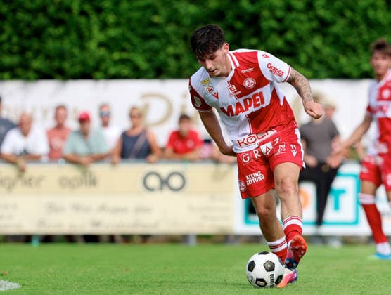 SOCCER - GAK vs Dresden, test match WINDISCHGARSTEN,AUSTRIA,18.JUL.26 - SOCCER - ADMIRAL Bundesliga, 2. DFL, 2. Deutsche Bundesliga, Grazer AK 1902 vs Dynamo Dresden, test match. Image shows Mark Grosse (GAK).  GEPAxpictures xHansxOberlaender