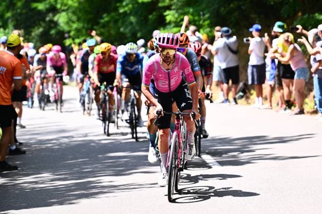 Tour de France 2026 Stage 14 LE MARKSTEIN, FRANCE - JULY 18 : Healy Ben (IRL) of EF Education EasyPost in action during stage 14 of the 113rd edition of Tour de France an UCI World Tour 2.UWT cycling road race stage for Men Elite of 155 km with start in Mulhouse and finish in Le Markstein on July 18, 2026 in Le Markstein, France, 18 07 2026 ( Motordriver Kurt Vandenborre - Le Markstein France  Copyright: xGvgx