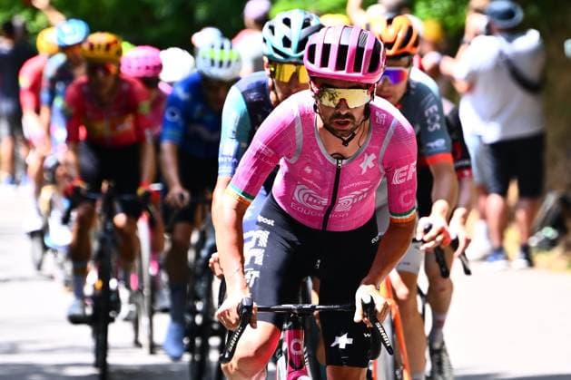Tour de France 2026 Stage 14 LE MARKSTEIN, FRANCE - JULY 18 : Healy Ben (IRL) of EF Education EasyPost in action during stage 14 of the 113rd edition of Tour de France an UCI World Tour 2.UWT cycling road race stage for Men Elite of 155 km with start in Mulhouse and finish in Le Markstein on July 18, 2026 in Le Markstein, France, 18 07 2026 ( Motordriver Kurt Vandenborre - Le Markstein France  Copyright: xGvgx