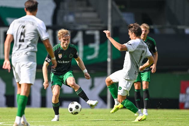 SOCCER - Wacker vs Chemie Leipzig, test match INNSBRUCK,AUSTRIA,18.JUL.26 - SOCCER - ADMIRAL 2.Liga, Regionalliga Nordost, FC Wacker Innsbruck vs BSG Chemie Leipzig, test match. Image shows Robin Littig (Wacker) and Luca Buerger (Chemie Leipzig).  GEPAxpictures xDanielxSchoenherr