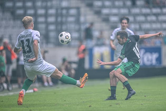 SOCCER - Wacker vs Chemie Leipzig, test match INNSBRUCK,AUSTRIA,18.JUL.26 - SOCCER - ADMIRAL 2.Liga, Regionalliga Nordost, FC Wacker Innsbruck vs BSG Chemie Leipzig, test match. Image shows David Pfeil (Chemie Leipzig) and Alexander Joppich (Wacker).  GEPAxpictures xDanielxSchoenherr