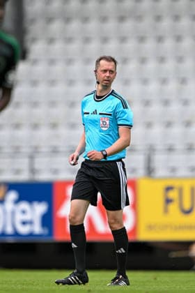 SOCCER - Wacker vs Chemie Leipzig, test match INNSBRUCK,AUSTRIA,18.JUL.26 - SOCCER - ADMIRAL 2.Liga, Regionalliga Nordost, FC Wacker Innsbruck vs BSG Chemie Leipzig, test match. Image shows referee Stefan Gamper.  GEPAxpictures xDanielxSchoenherr