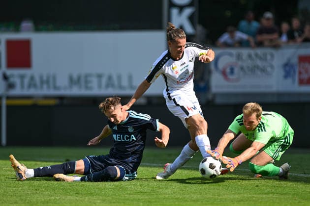 SOCCER - Altach vs Grasshoppers, test match ALTACH,AUSTRIA,18.JUL.26 - SOCCER - ADMIRAL Bundesliga, Super League, SCR Altach vs Grasshopper Club Zuerich, test match. Image shows Nico Rissi (Grashoppers), Patrick Greil (Altach) and Marvin Huebel (Grashoppers).  GEPAxpictures xOliverxLerch