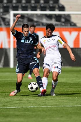 SOCCER - Altach vs Grasshoppers, test match ALTACH,AUSTRIA,18.JUL.26 - SOCCER - ADMIRAL Bundesliga, Super League, SCR Altach vs Grasshopper Club Zuerich, test match. Image shows Tim Meyer (Grashoppers) and Vesel Demaku (Altach).  GEPAxpictures xOliverxLerch